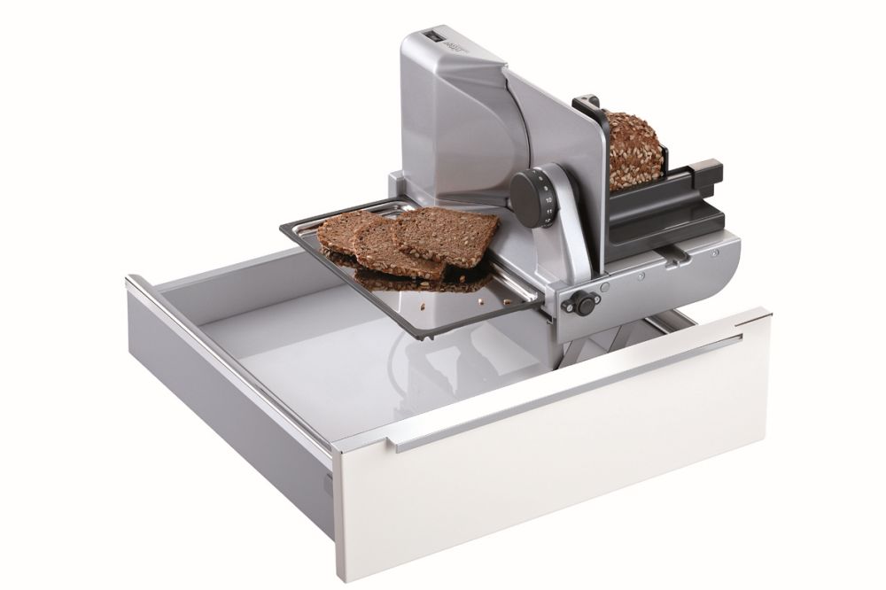 Multikrajalnica BFS 62 SR srebrna, prawa